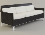трехместный темный плетеный диван с белыми подушками Biarritz Triconfort.JPG